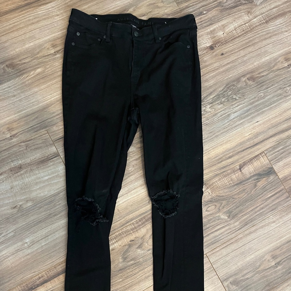 American Eagle Women's Black Skinny Jeans